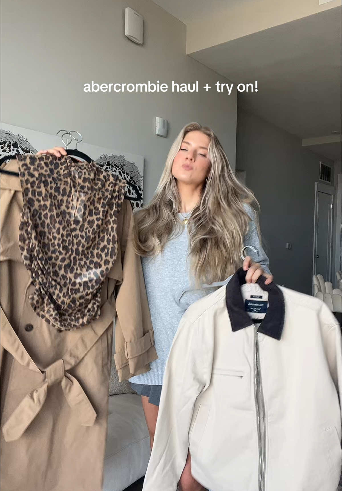 umm these pieces are TOO GOOD. 🔗 on my ShopMy in biooo!! #tryon #abercrombie #abercrombiehaul #haul #tryonhaul #unboxing