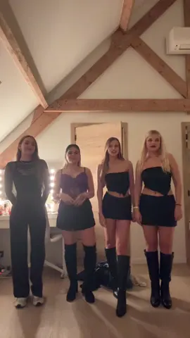 @Elena @bjokee @freya ❤️‍🔥