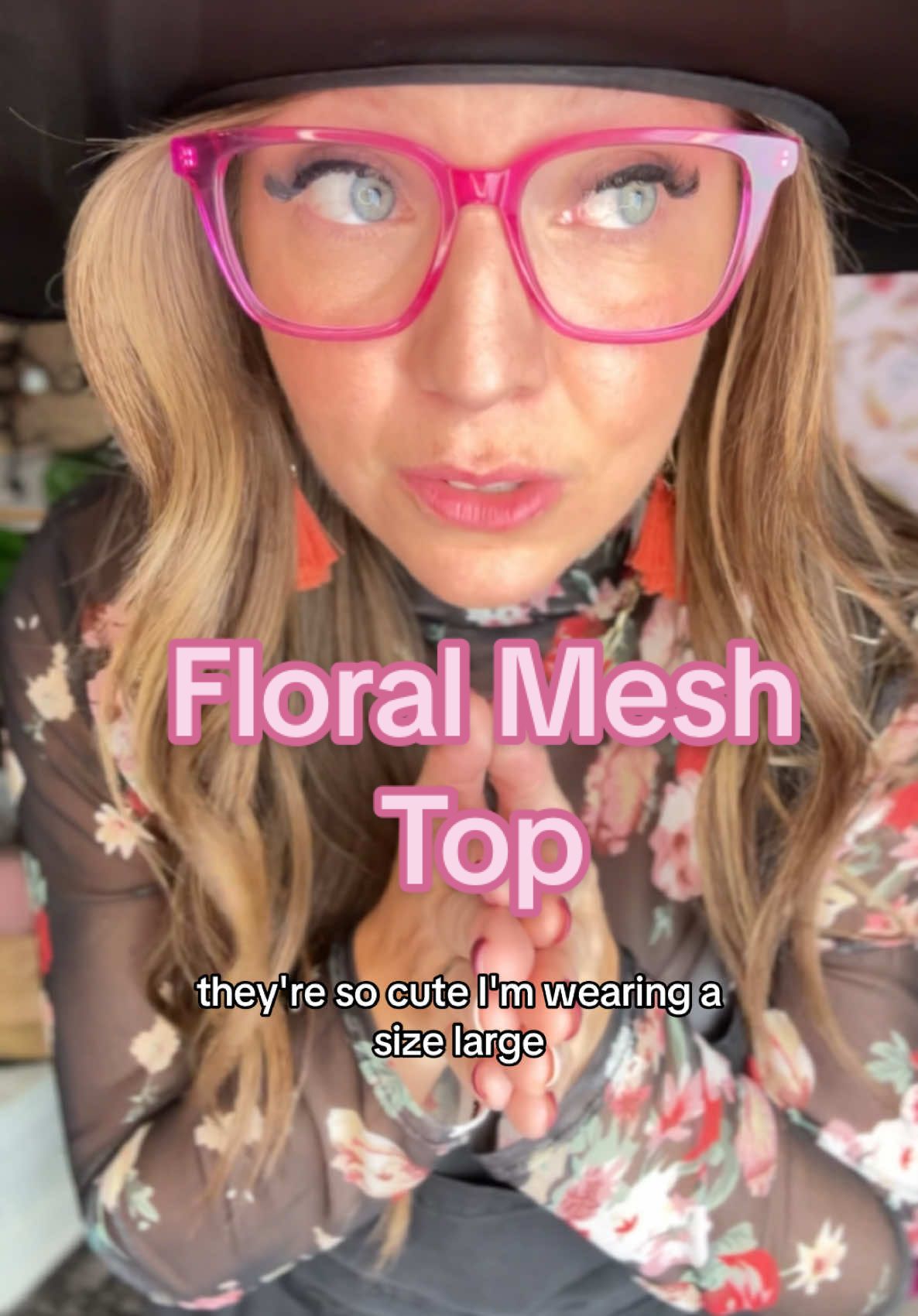 Im in LOVE with this Floral Mesh Top - so cute & elevated! #floralmeshtop #meshtop #meshtops #meshtopstyling 