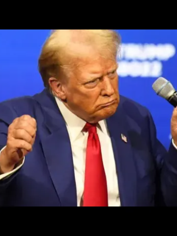 Trump's brain is QUICKLY getting worse, says psychologist #davidpakman
