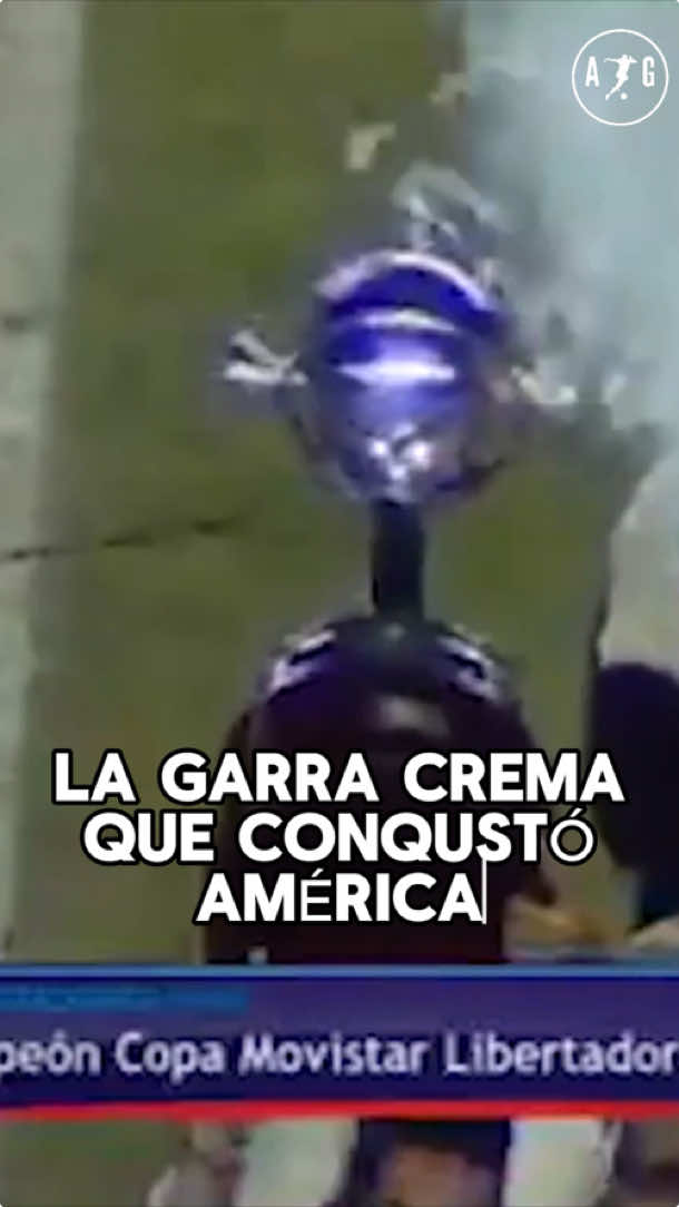 La “U” campeón continental 🌎🏆 #futbol #algoritmodegol #deportes #noticias #copalibertadores #peru #futbolperuano #2011 #universitariodedeportes #universitario #lau #garracrema 