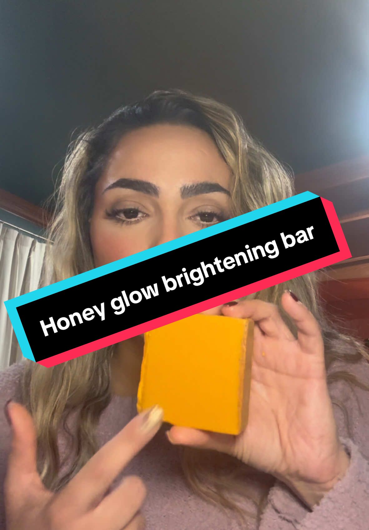 Want your skin to make a quick turn around? Want to brighten it and have a natural glow? This is what you need! @Honey Glow #honeyglow #honeyglowturmericsoap #brighteningbarsoap #natural #naturalbeautyproducts #naturalbeauty #skincare #skintok #tiktokshopaffiliate #tiktokshopfinds #tiktokshop #tiktokshopblackfriday #tiktokshopcybermonday #tiktokshopholidaysale #turmeric #turmericsoap #kojicacidsoap 