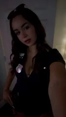 lady cop 👮‍♀️👮‍♀️