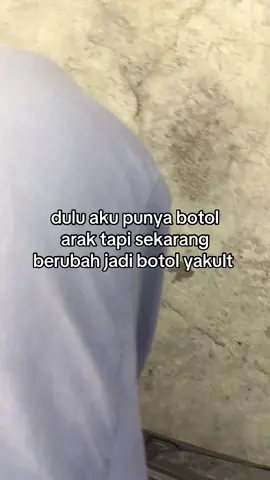 botol yakult seng senengane mik es@ulpaajaa 💗🏠#masukberanda  #smk1sambirejo#fypppppppppppppppppppppppp#fypシ゚viral#trendbucinfyp 