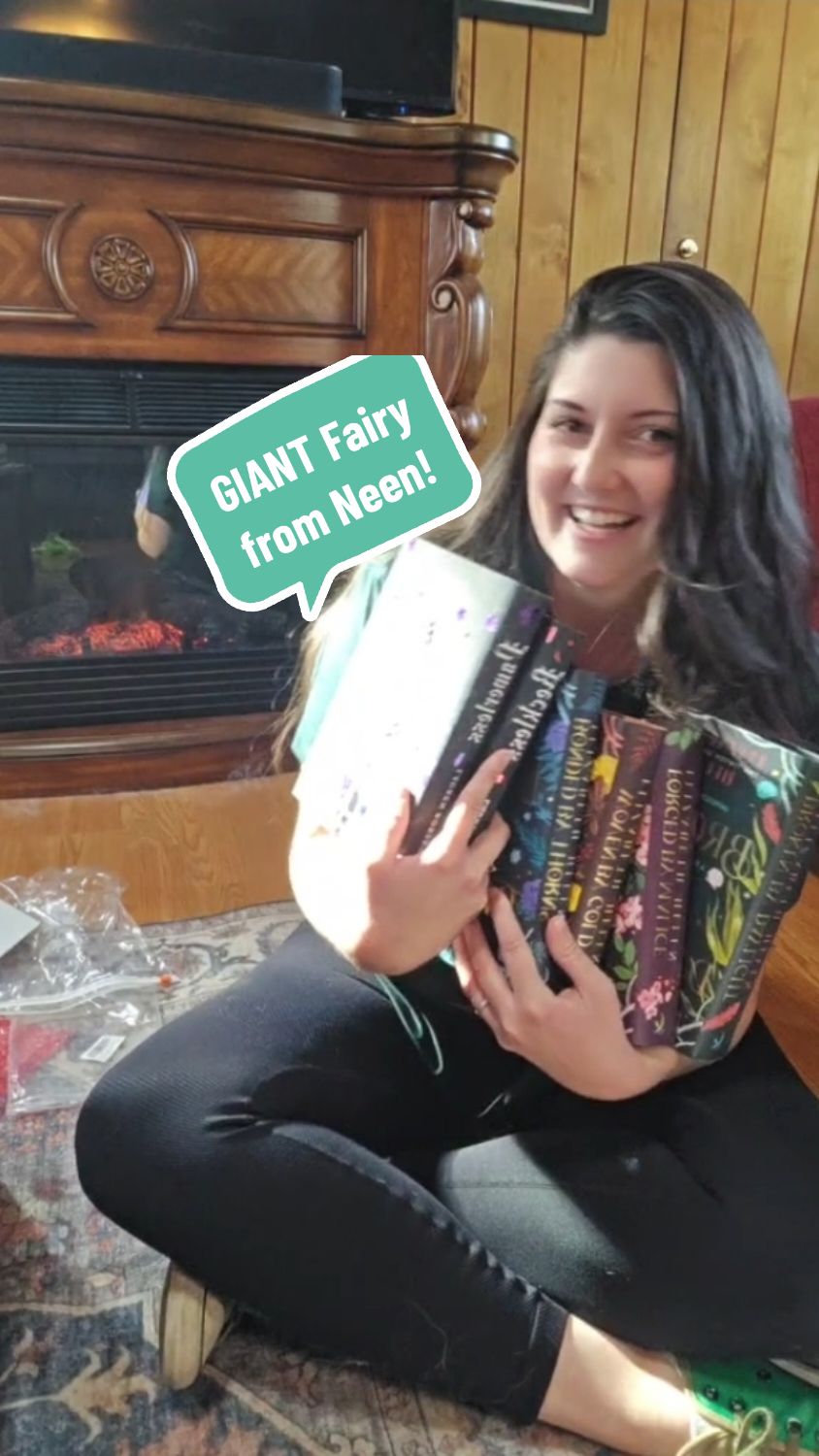 I cannot thank you another, you absolute Gem!!! ♡ I will treasure every single one of them! ...and consume the treats disgustingly quickly... @janinebooktok8    #bookfairy #bookfairymail #fairymail #unboxing #unboxingvideo #specialedition #specialeditionbooks