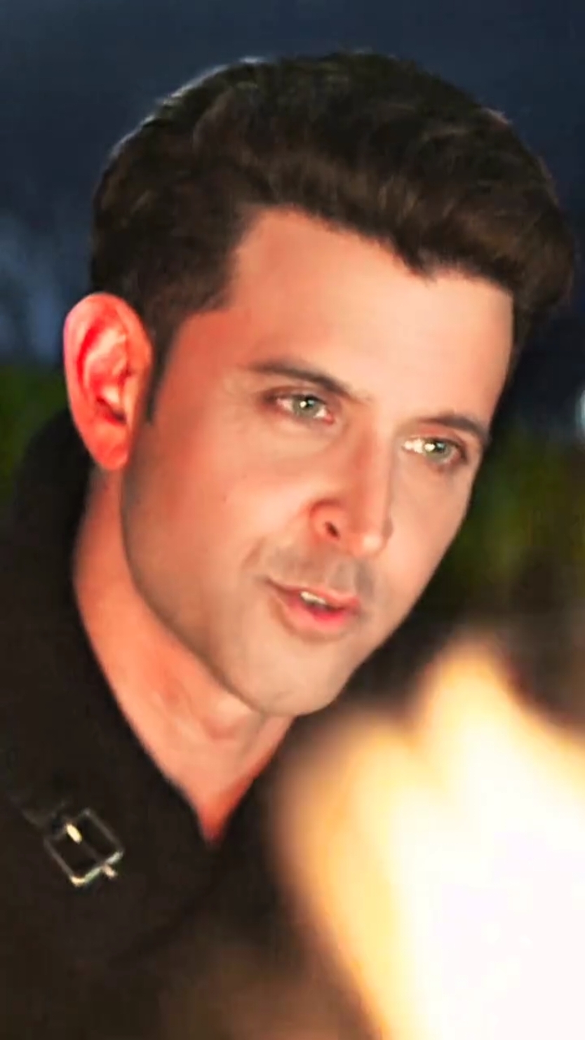 Duniya main mil #foryou #foryou #hrithikroshan #tiktokshortfilm #tiktokindia #iam_hrithik_717 #foryou #bollywood #foryou  #foryoupage #bollywoodsongs #hrithikroshan #foryou #foryou 