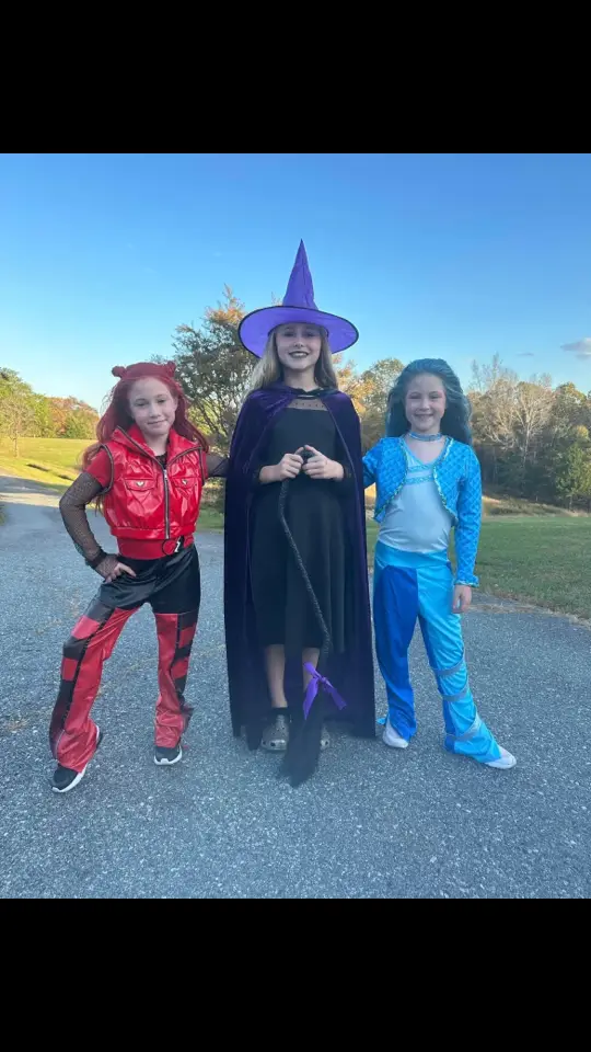 Zoey, Peyton & Skylar During Halloween Tonight  #faulknerselitegymnastics #faulknerselite #faulknerselitegraham #faulknerselitetrainingcenter #gymnasticsfacility  #gymnastics #winninggymnastics #gymnasticchampionships #nationalteammembers  #recreationgymnastics #gymnasticcompetitions #boysgymnastics #elitegymnastics #gymnasticsvideos #preteamgymnastics #beginnergymnastics #advancedbeginnergymnastics #acrogymnastics #nga #ngagymnastics #lrproductions #gymnasticscholarships  #faulknerselitecheertumble #faulknerselitespecialevents  #faulknerselitesummercamps #summergymnastics #cheertumblegymnastics  #spiethamerica