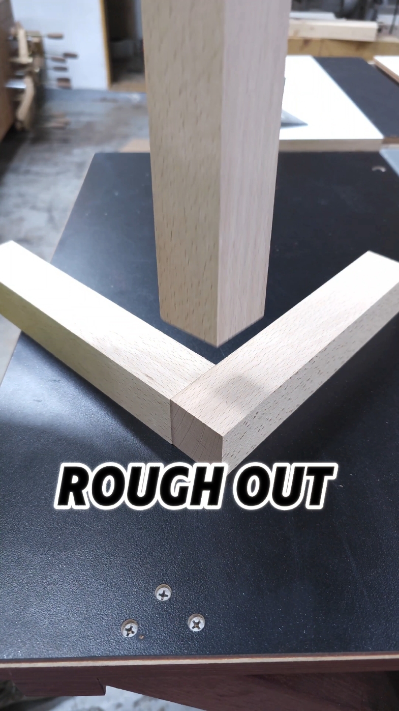 Corner joint with domino #woodworking #목공 #DIY #木工 #woodskills 