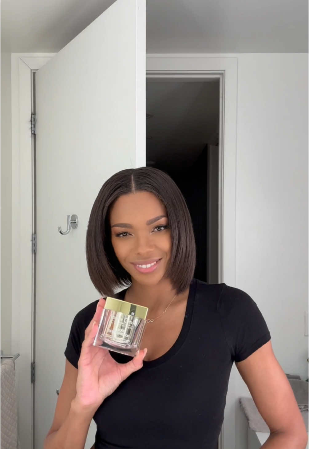 Let’s hydrate my locks with the gold standard of hair mask @Leonor Greyl USA  @leonorgreylusa  This deep conditioning mask for brittle and very damaged hair will give your strands to TLC it deserves. After generously applying my dry hair length to end and leaving for 20 minutes. This enriched formula help bring my doll hair back to life.  #leonorgreylusa #hair 