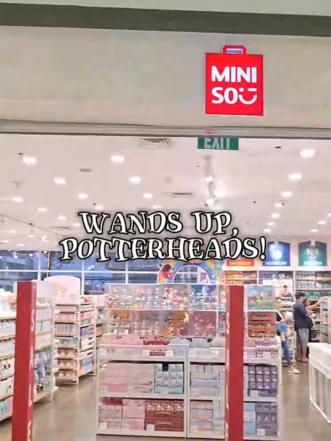 Wands up, Potterheads! ✨ Experience the charm of the wizarding world with new Harry Potter collections waiting for you at Miniso! 📷   Swing by at Upper Ground Floor now! 🤩