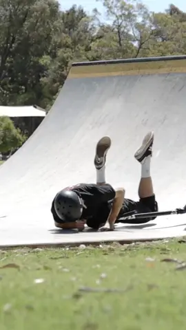 Ouch 🥲 @Adam Puffler #scootering #fail #skatepark #professional 