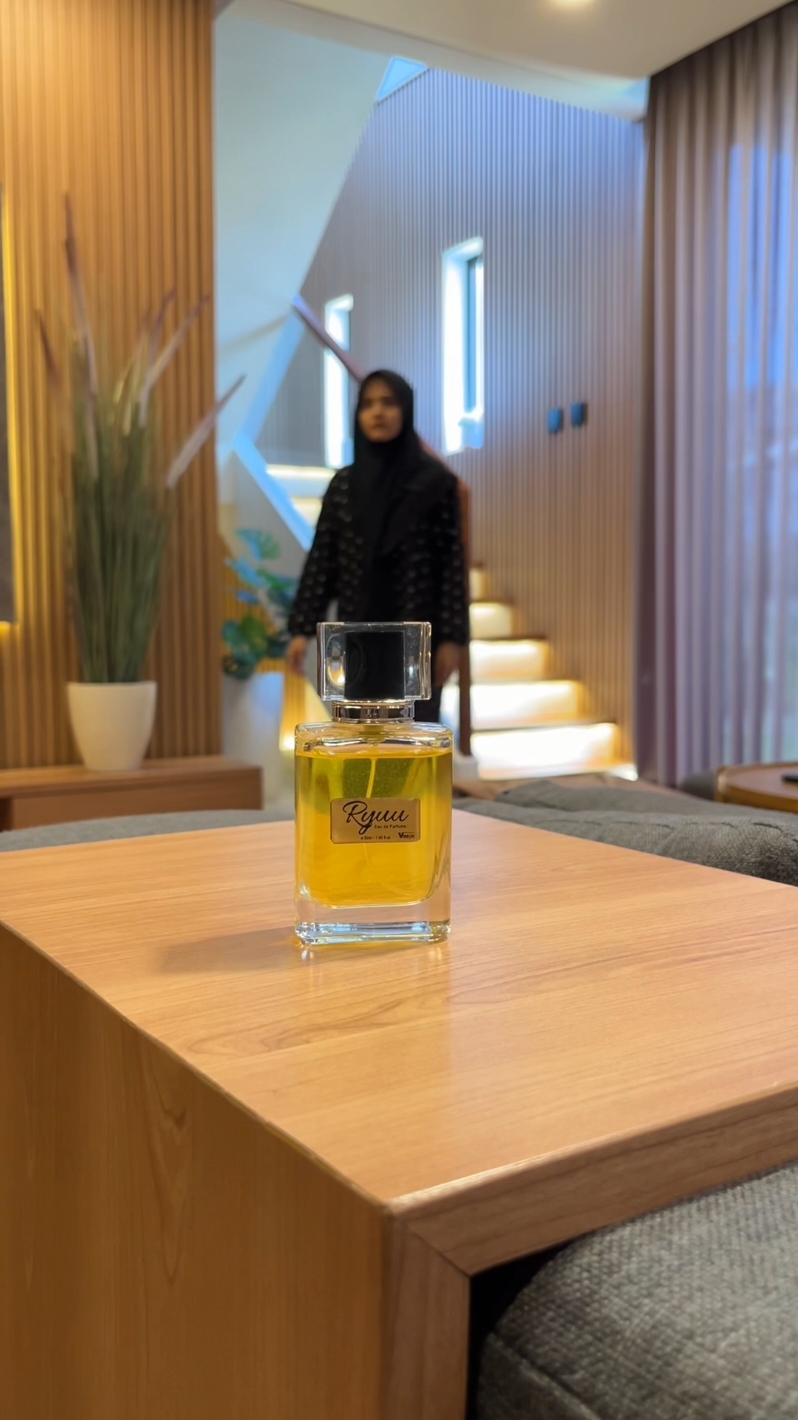 Komunikasikan dengan wangi🥰 #voorjouindonesia  #ryubyvoorjou  #voorjouid  #voorjou 