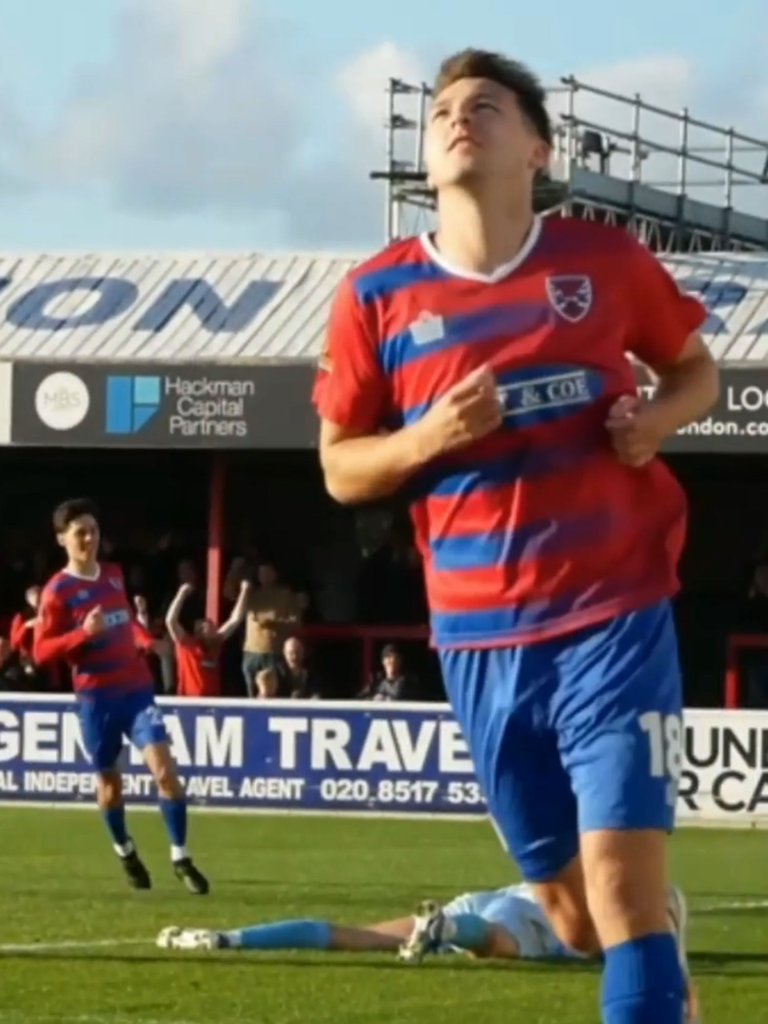 dylan stephenson bulto score a goal dagenham #dylanstephenson #bulto #newcastleunited #nufc #soccertiktok #footbal #cuteguy #dagenhamandredbridge #soccerboy #football #blue #bluecolor #blueshorts