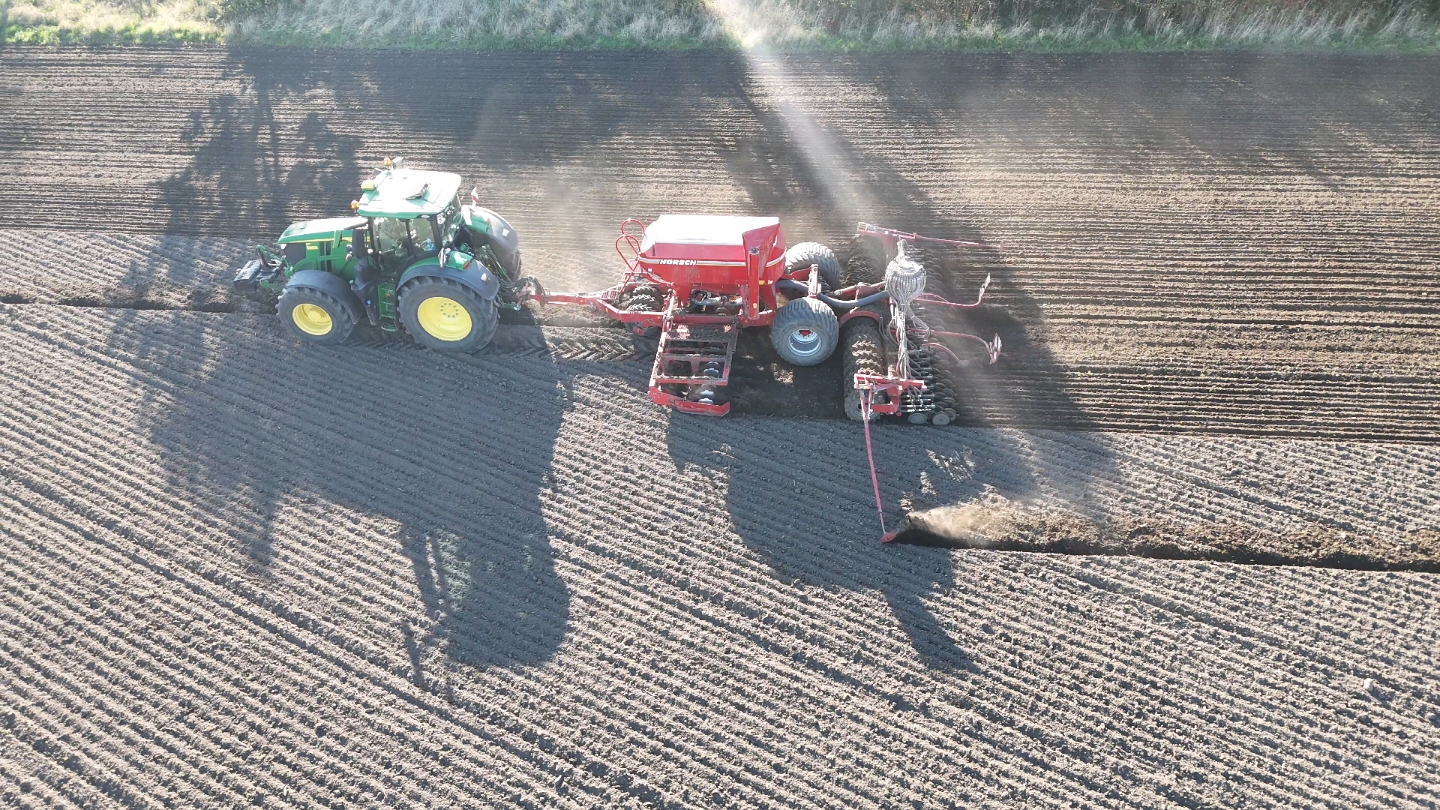 #johndeere #johndeere6r #johndeere6r250 #horsch #horschpronto #horschpronto6as #horschdrille #drille #drillen #landwirtschaft #altmark #2024 #fyp #viral #altmark_steven 