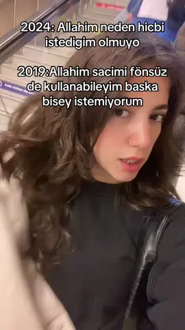 😭