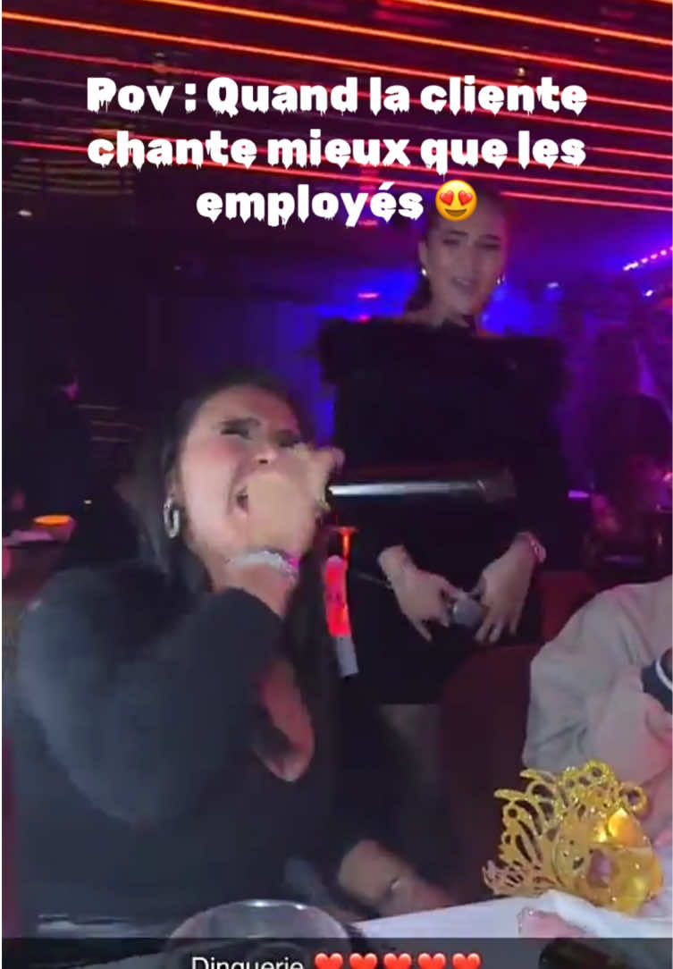 @Imen Es qui chante dans un restaurant au lieux des employés 😍 #imenesfanoff  #fan #imenes #imenes♥️ #teames #chant #restaurant 