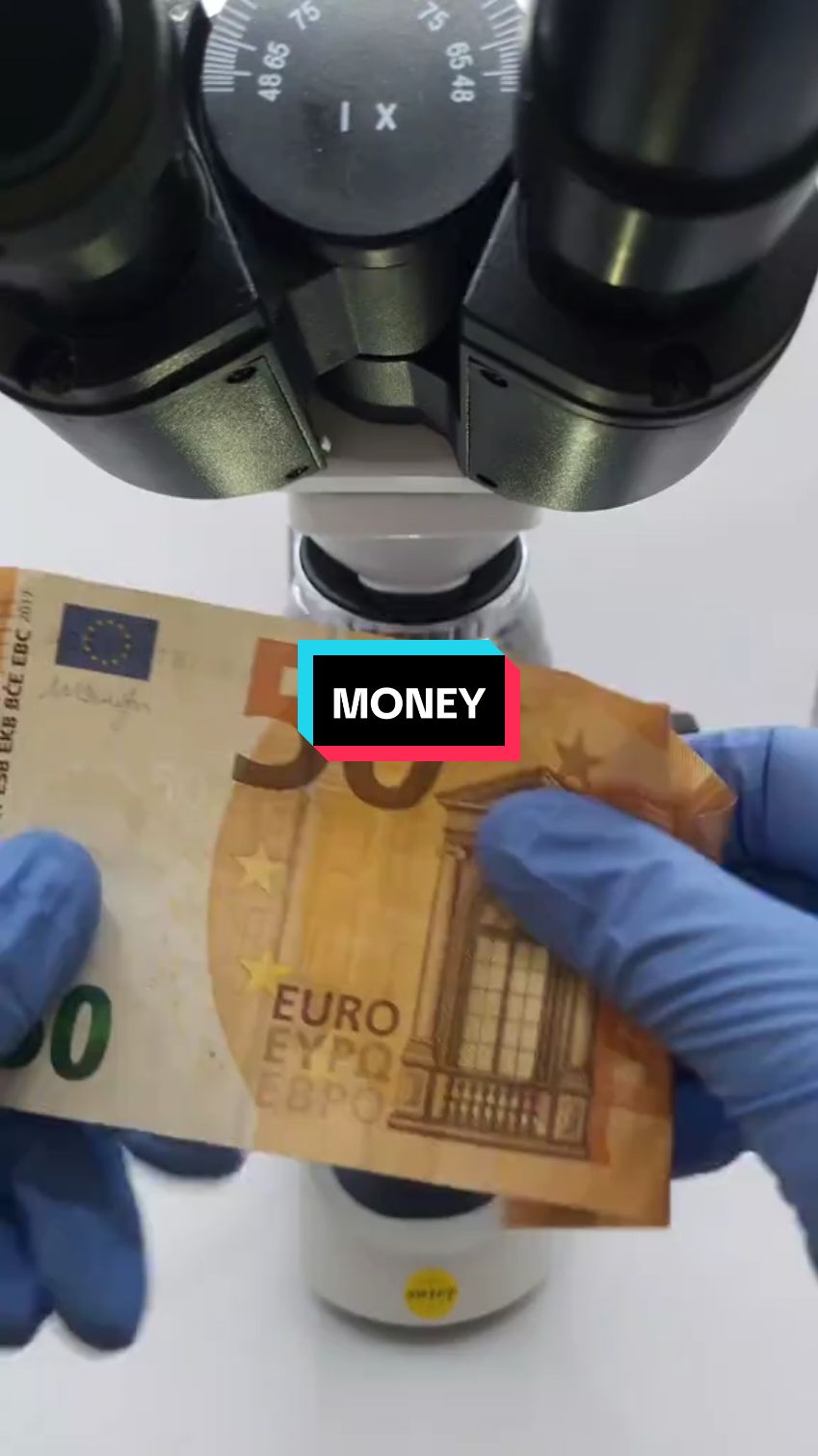 What is your money under the microscope? 😱🤢 #foryoupage #microscope #fyp #interesting #foru 