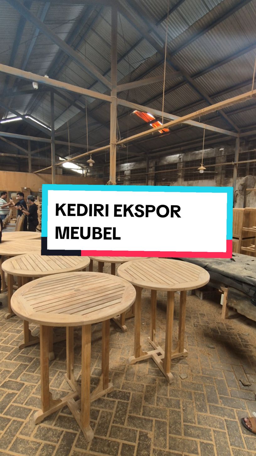 Ternyata Kediri sudah ekspor Furniture sejak 1985 lur.. ada yang tahu pabriknya di mana ?? 😄😄😁😁