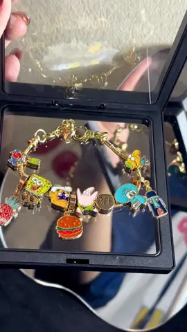 #jewelrytiktok #fallsdealsforyou #christmasgift #cybermondaycampaigns #blackfriday #BeautyTok 
