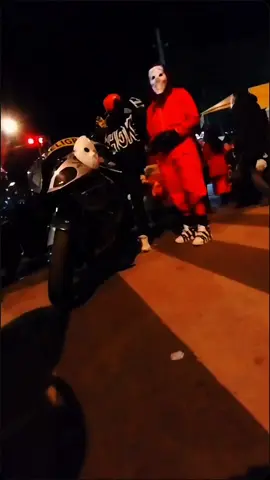 La Rompimosss..!!🏍🔥ᵀᵉᵃᵐ🚦𝔓𝔞𝔩𝔪𝔄𝔫𝔤𝔢𝔩𝔰 Ҝʀ4🪽 #zonasur🥷🔥 #calacoto🇧🇴🇧🇴🇧🇴 #sanmiguel #zonasurlapaz_bolivia🇧🇴 #halloween🎃🎈👻  #rodadadelterror🎃 #Viral @★R. DUSTIN_ĶŖ4꧁🏍️ @👑ঔৣ☬∀ɹıǝs 