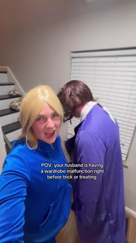 This gets funnier the more i watch it i CANNOT DEAL WITH HIM 💀😭 #halloweenlook #mom #dad 
