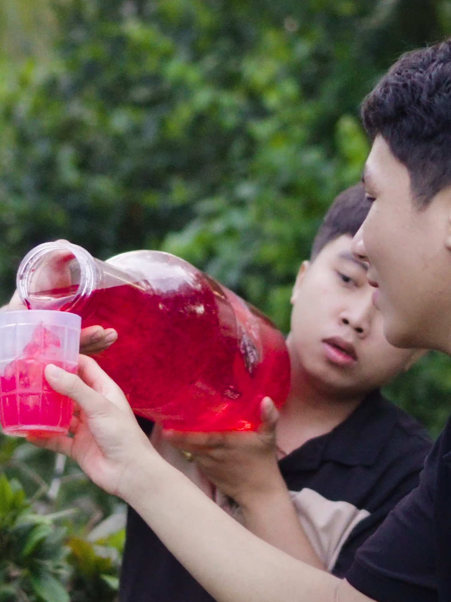 Tài lộc quá lớn anh thốt không nên lời .... #reviewcamlanh #nhuthuynh77