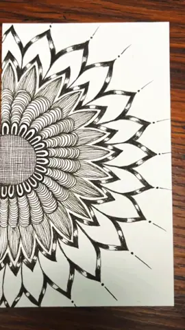 Amazing And Relaxing Zentangle Pattern #zendoodle #zentangle #doodle #mindfulart #zenart #art #Love #viralpost #trending #easyart #tiktok #viraltiktok 