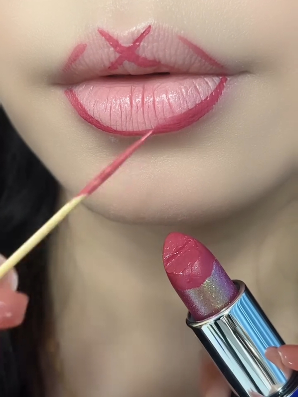 Lipstick Tutorial, Beauty Tips #skincare #unfrezzmyaccount #viralvideo #usa_tiktok #foryoupageofficiall #trending #facemask #lipstick 