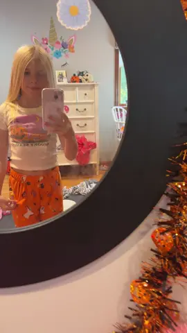 LET IT GROW ✨🌲✨ @🎀💗Haley💗🎀 @Zoe @lena🎄🎁 #lorax #halloween #orange #yellow #fyp #dontbanmetiktok #im18tiktokleavemealone #bsfs 