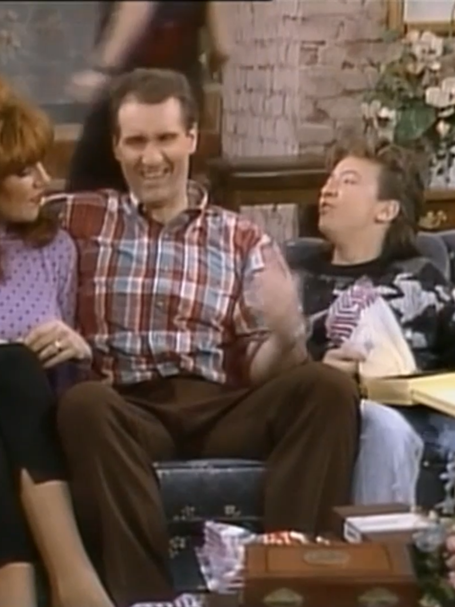 Hol unsere Zahnbürsten raus #bundy #eineschrecklichnettefamilie #marriedwithchildren #viral #satire #serie