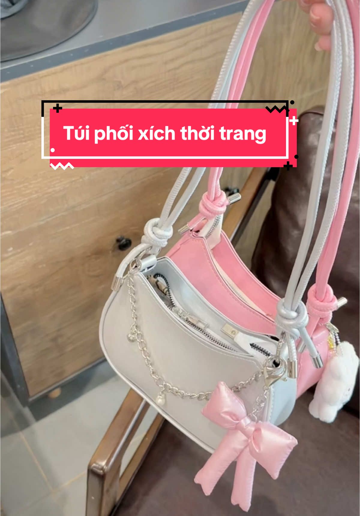 Mẫu túi nhỏ cinh, phối xích thời trang ạ #Tuixach #tuixinh #tuixinhgiare #mienphivanchuyen #freeship #LearnOnTikTok #muahangtaitiktokshop #freeshipping #tuikepnach 