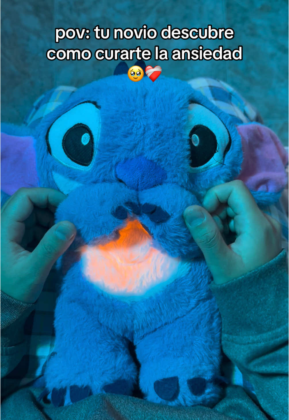 Mi novia estaba sufriendo mucha ansiedad estos días así que le compré un Stitch que respira💙 #stitch #ansiedad #regalonovia #liloystitch #iloandstitch #ansiedadseparacion #estres #insomnio #ataquedeansiedad #liloystich #depresion