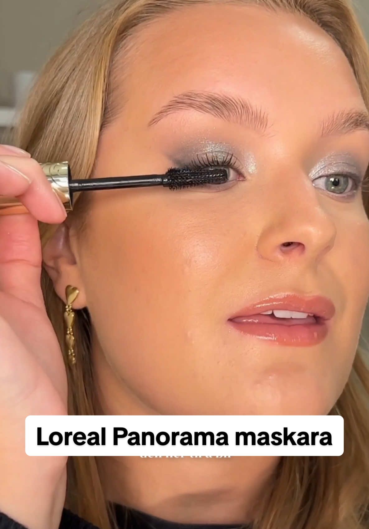 Hva er din favoritt maskara?😍👀 Akkurat nå må jeg si min svarte favoritt er @L’Oréal Paris Panorama👀 #lorealmascara #mascara #mascaratips #sminketips #sminke