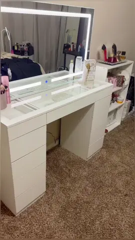 I love and recommend this purchase  Being a girl is cute 🩷 #vanitymirror #makeupvanity #makeuphacks #fyp #tiktokviral #viralproducts 