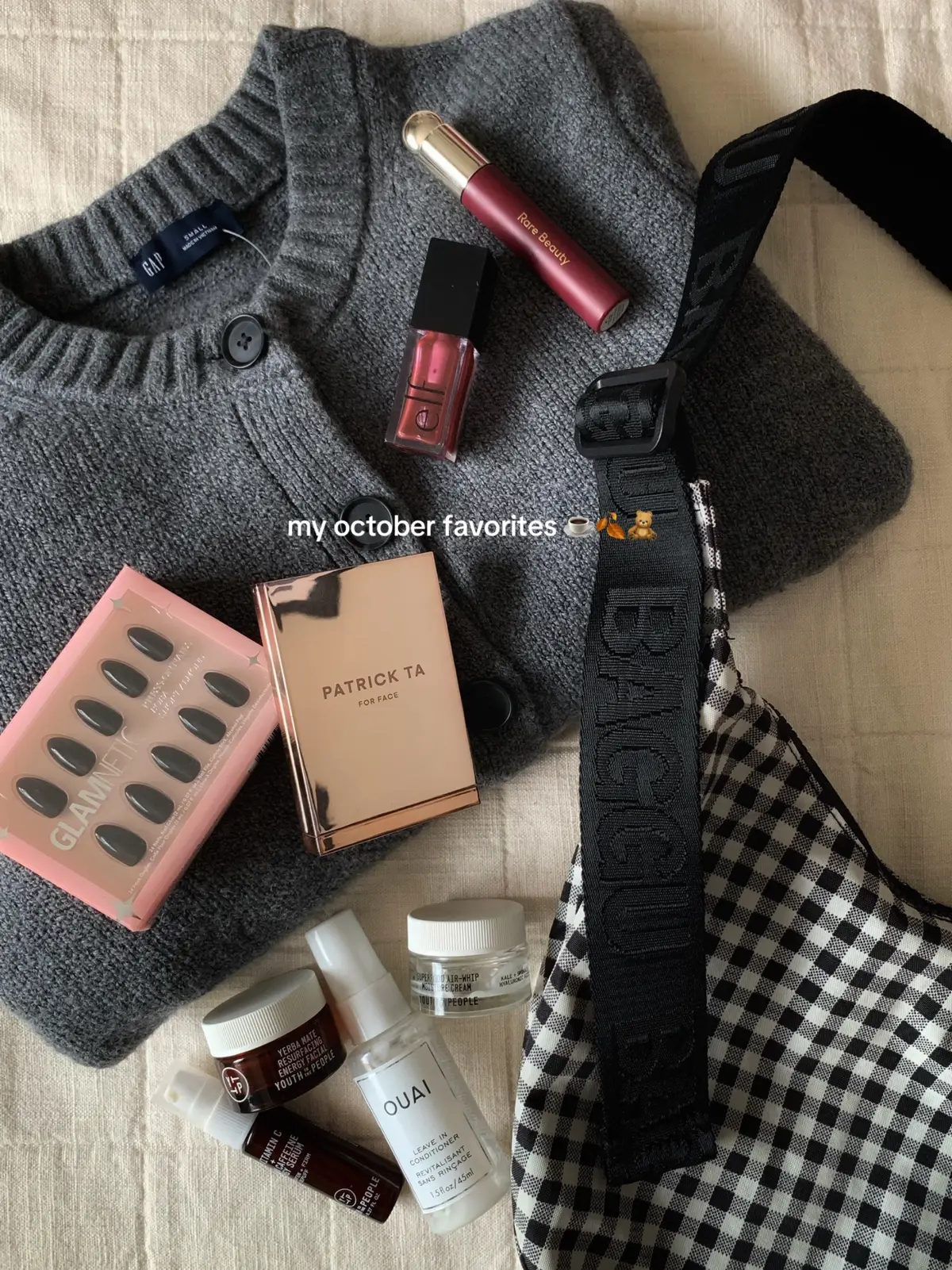 so excited for the holidays! here are some cute things that I loved in october 🧸☕️🍂🎞️ @MERIT Beauty @Huda Beauty @Patrick Ta Beauty @Rare Beauty @gap @BAGGU @Instax @Youth To The People @THE OUAI @Glamnetic  #octoberfavorites #monthlyfavorites #octobermood #fallfavorites #recommendations #beautyfavorites #autumnvibes #autumnaesthetic #pinterestaesthetic #fallaesthetic #aesthetic 