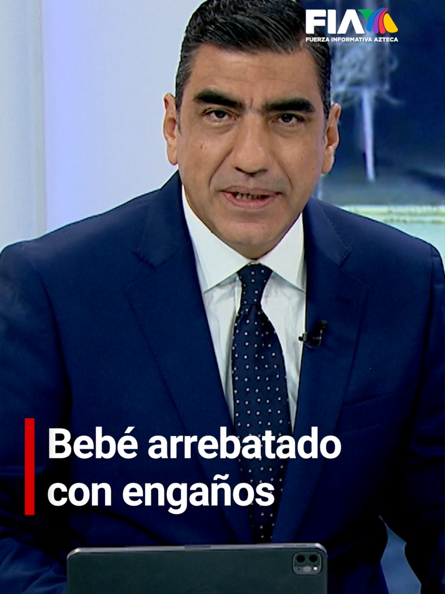 ¡Ayuda para encontrar a un bebé en Nuevo León! 👶💔   Se ha desatado una conmoción tras el robo de un bebé que fue arrebatado de los brazos de su madre bajo engaños. Las autoridades están tras la pista de las mujeres involucradas en este lamentable suceso.   Humberto Salazar con la nota en #HechosMeridiano  #AztecaNoticias #TikTokInforma #LoDescubríEnTikTok #TikTokMeHizoVer