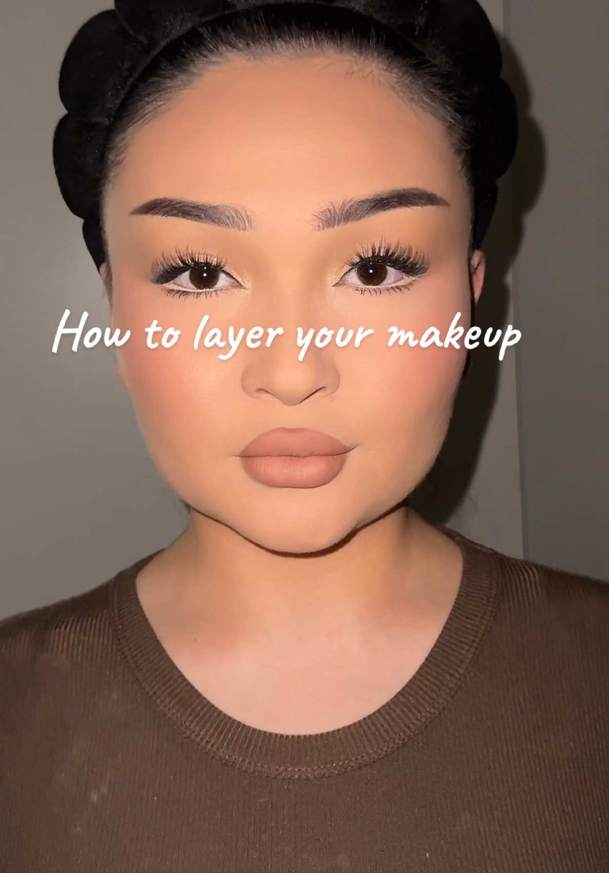 Correct order of applying the makeup 👌🏻 #makeupforbeginners #makeuphacks #makeuplessons #easymakeup #easymakeuptutorial #makeuphack 