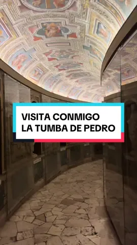 #CapCut La tumba del apostol Pedro, el primer Papa. En la capilla Clementina de la cripta de los Papas, en la basicila de San Pedro. No se puede visitar, pero tuve el privilegio de hacerlo. 