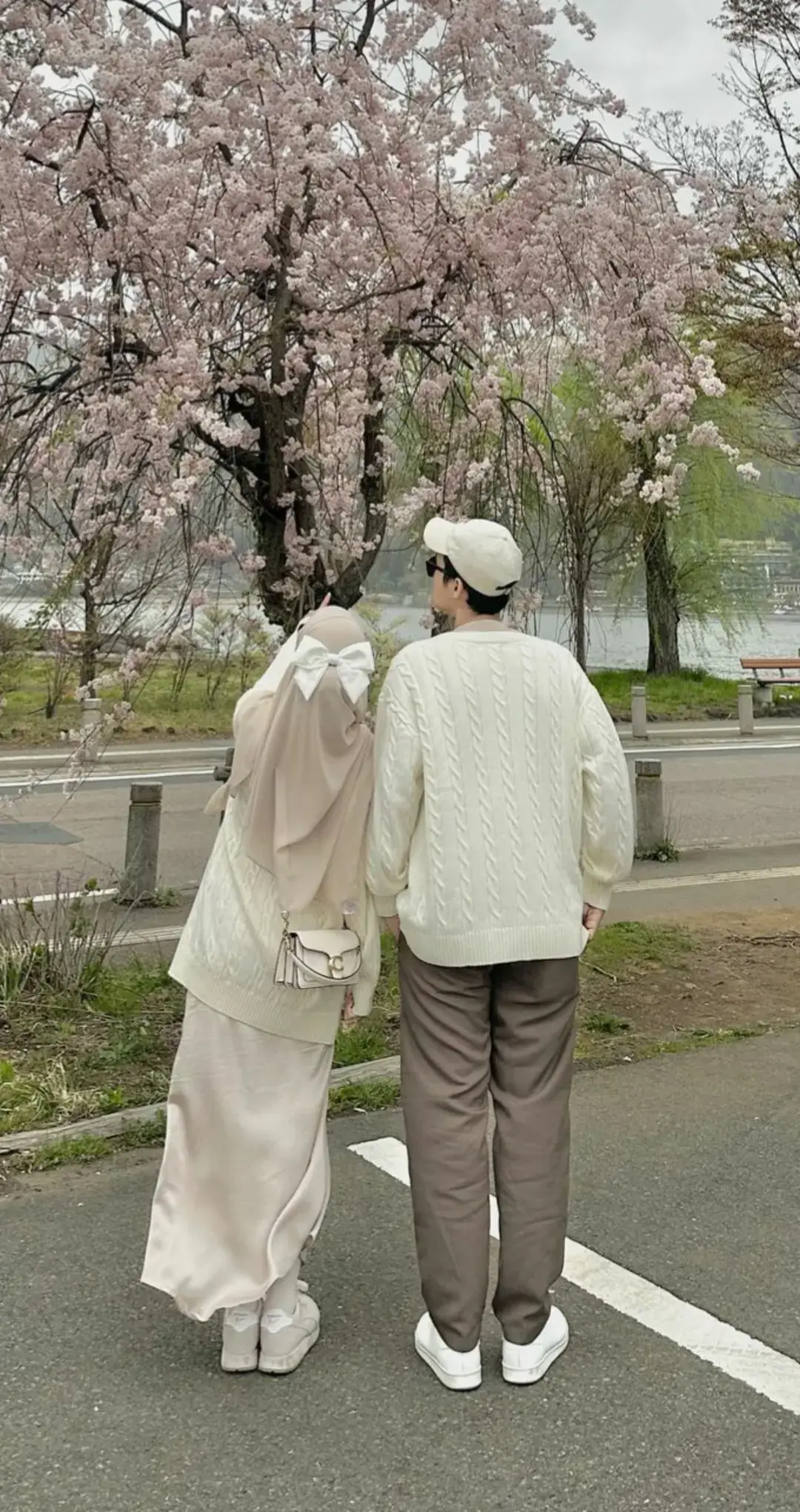 Ide OOTD COUPLE 🕊 #masyaallahtabarakkallah  #couple #outfitideas #OOTD 