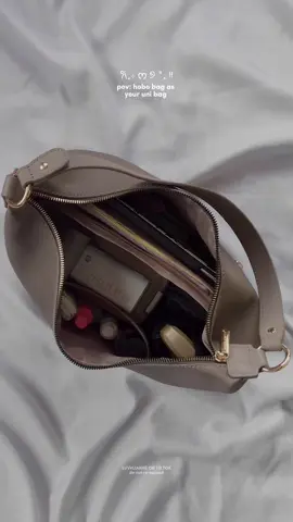 hobo bag from david jones 💌 #hobobag #leatherbag #davidjones #collegebag #unibag #student #college #fyp 