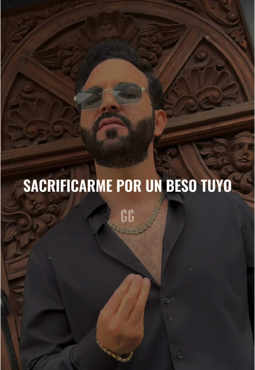 sacrificarme por un beso tuyo… #codigofn #titocodigofn #megustasmucho #xvrecargado #prajinmusicgroup #almillonmusic #corridos #amor #paradedicar #corazon #enamorados #tequiero 