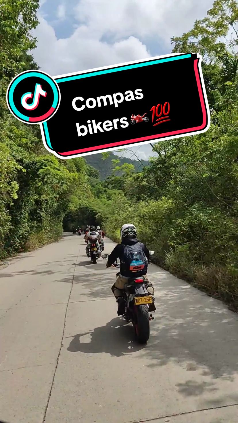 Cuando todos tus compas🏍💯 compran intercomunicadores#pasionbiker😍🏍️🔥 #motos #soulbikersbta #lavadomotos #rodadasbikers #tolimacolombia 