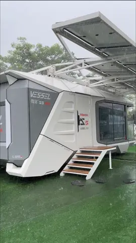 A rainy and lazy day#vessel #spacecapsule #prefabhouse 