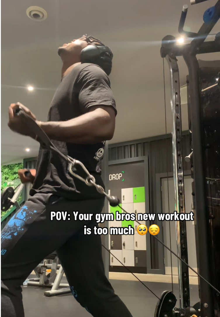 Had to let it all out 😢 #yesking #GymTok #gym #Fitness #fitnessmotivation #FitTok #gymhumor #jokes #loveandlight #loveandlighttv #sus #for #fyp #grip #gymbro 