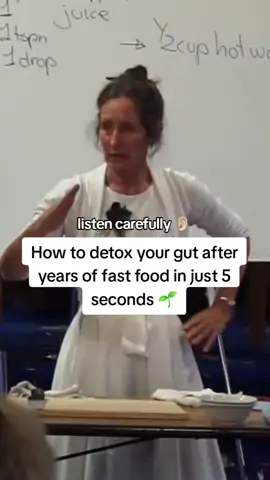 How to detox your gut after years of fast food in just 5 seconds 🌱 #womanhealth #moringa #holistichealth #barbaraoneill #guthealth #usa 