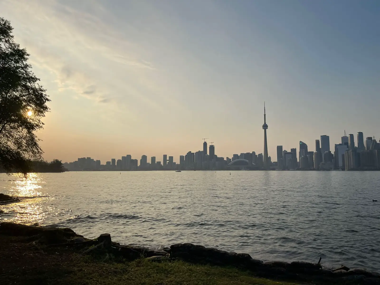 Toronto 🔥🇨🇦.  #torontodowntown #canada🇨🇦 #canada_life🇨🇦 #كندا🇨🇦 #toronto #torontolife #travelcanada #fyp 