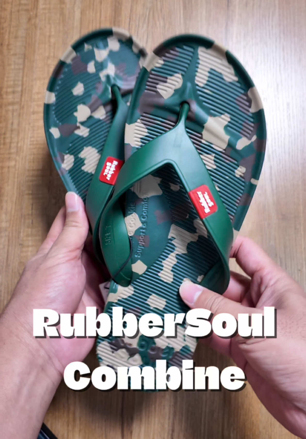 สบายทุกก้าว ดีไซน์เท่ไม่ซ้ำใคร 👣 รองเท้าแตะแบบคีบ RubberSoul รุ่น Combine ใส่ทน คล่องตัว พร้อมลุยทุกวัน! #RubberSoul #Combine #รองเท้าแตะคีบ #สบายทุกการเดิน 