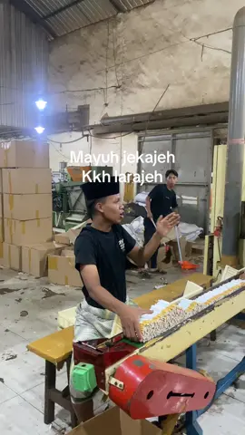Tinah makeh sengkah jekajeh#katakata #madura #katakatamadura 