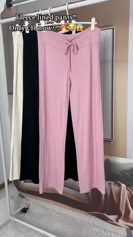 #fleecepants #fleece #fleecelined #winteroutfit #keepwarm #tiktokmademebuyit #spotlight #blackfriday 