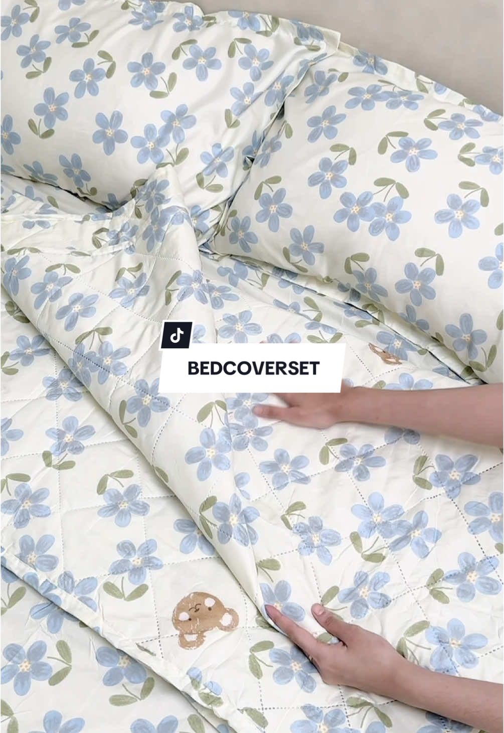 Membalas @asmyant1 gimana ga ketagihan kalo bedcoverset 100ribuan secantik ini!😭🤍 #bedcoverset #longervideos #bedcover #spreiaesthetic 